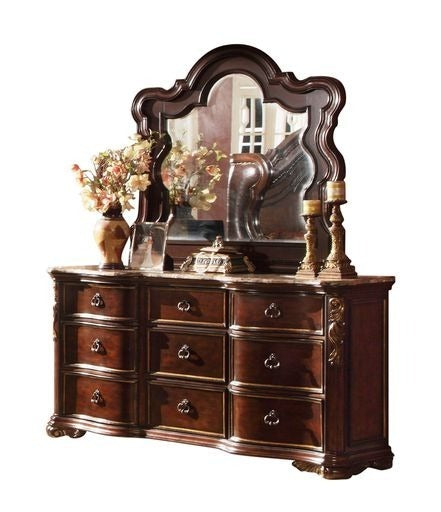Elegant Dreams Bed in Rich Mahogany