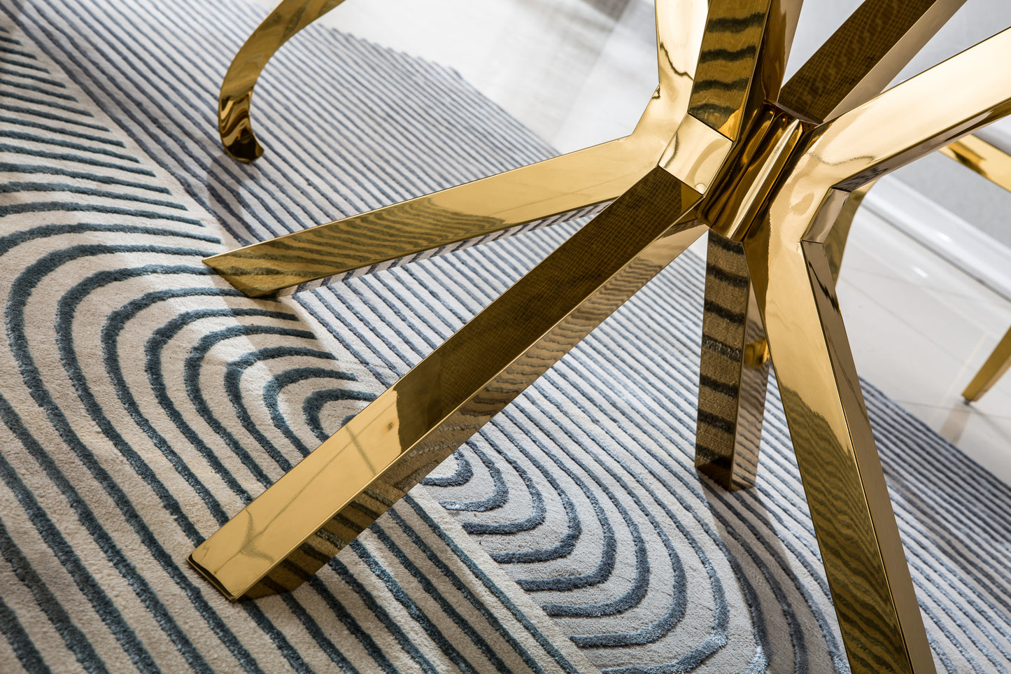Elegant Gold Fusion Marble Dining Table