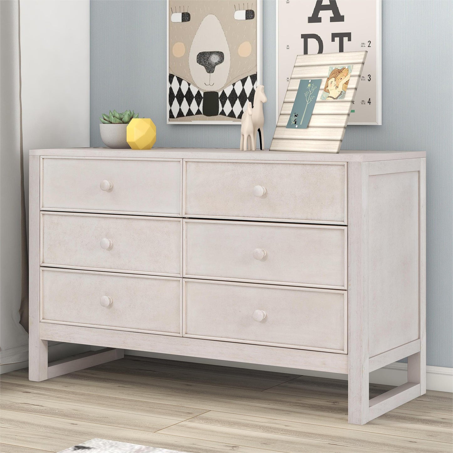 Elegant Vintage 6-Drawer Dresser: Antique White Wood Storage Cabinet