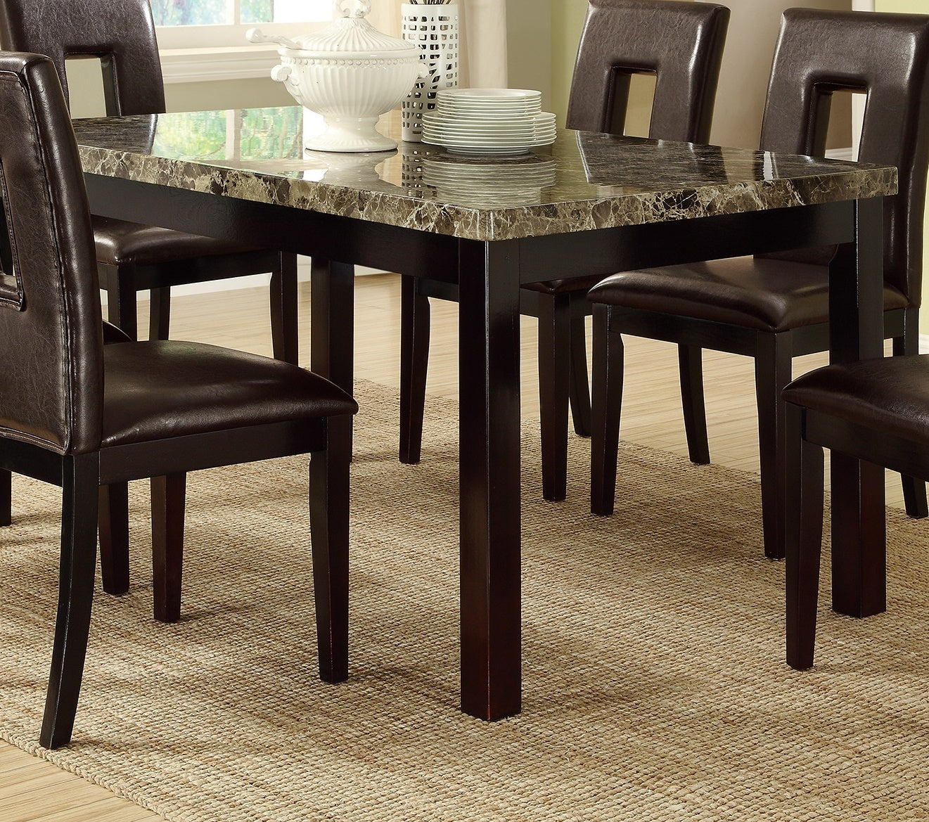 Marble Elegance Dining Table