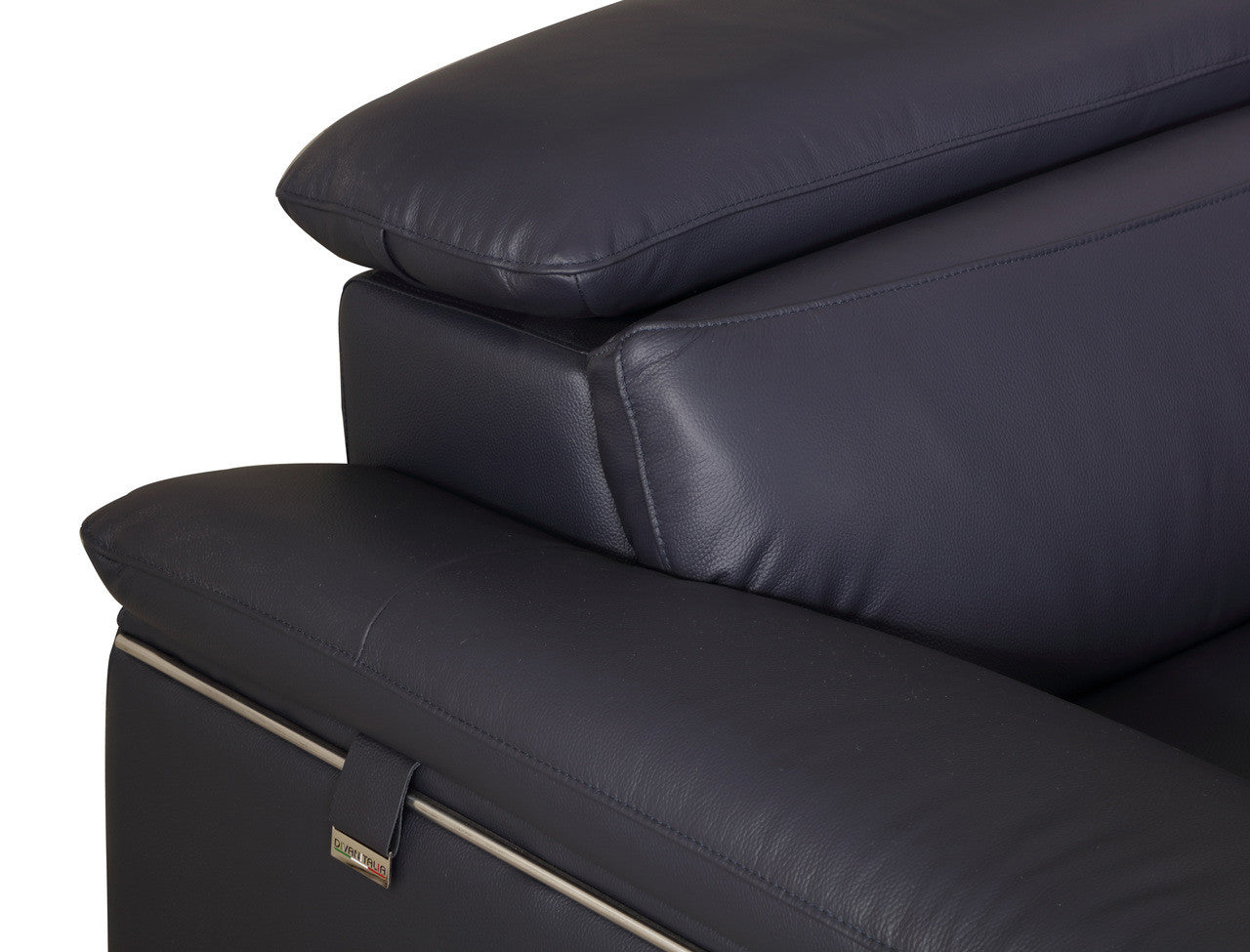 Sovereign Italia Loveseat