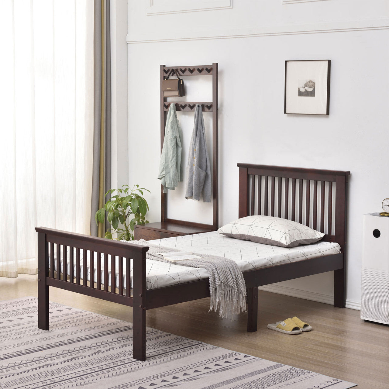 Go Green Woods Jassmine Solid Wood Platform Pine Twin Bed