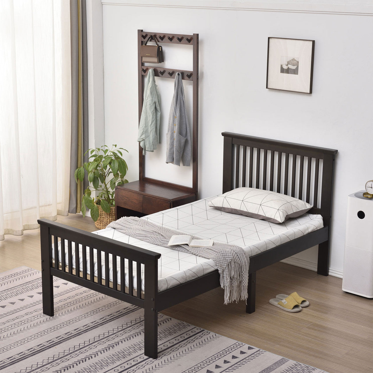 Go Green Woods Jassmine Solid Wood Platform Pine Twin Bed