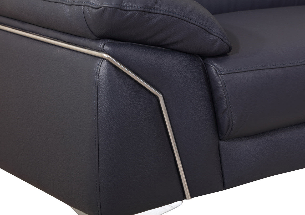 Sovereign Italia Loveseat