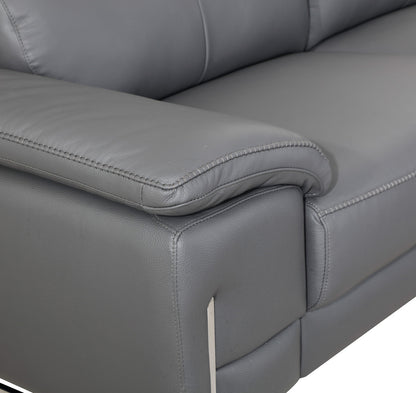 Supreme Roma Loveseat