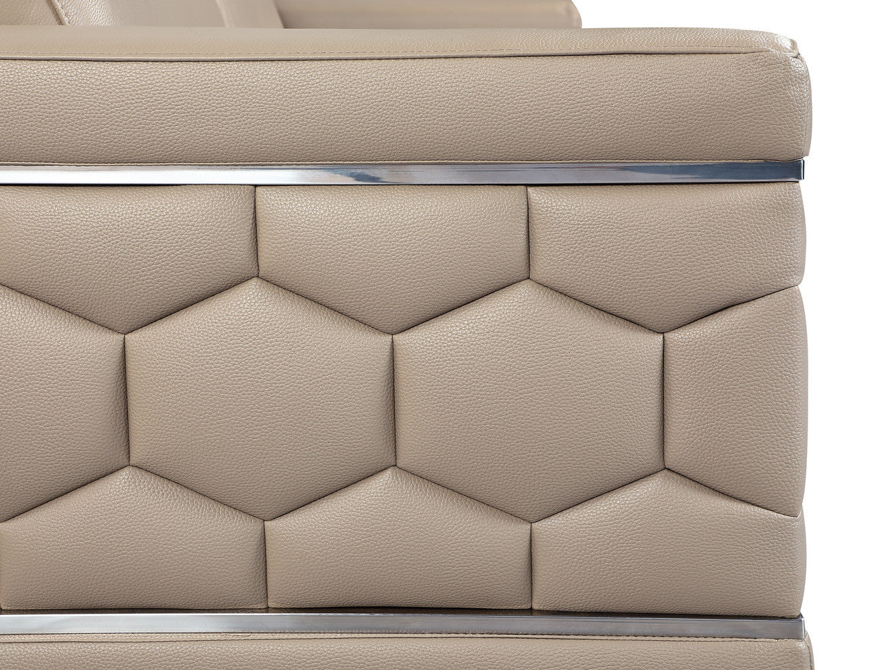 Bella Vita Loveseat