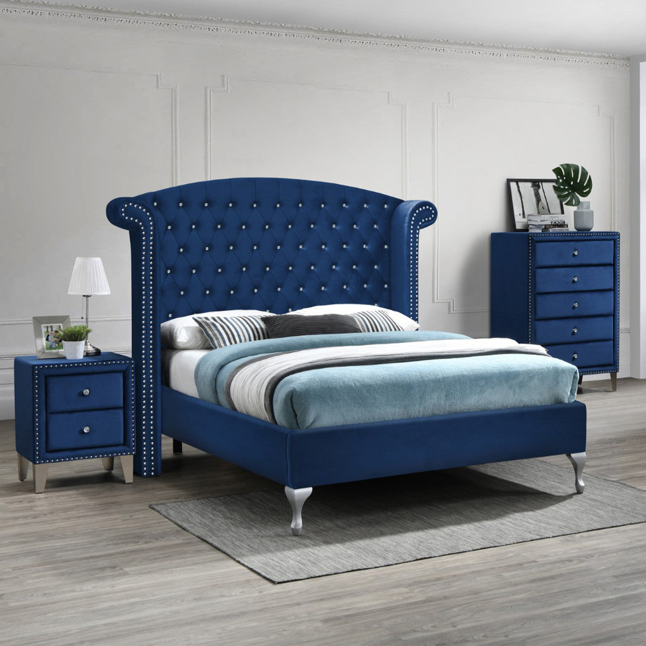Go Green Woods Cleopatra Crystal Tufted Velvet Platform Queen Bed