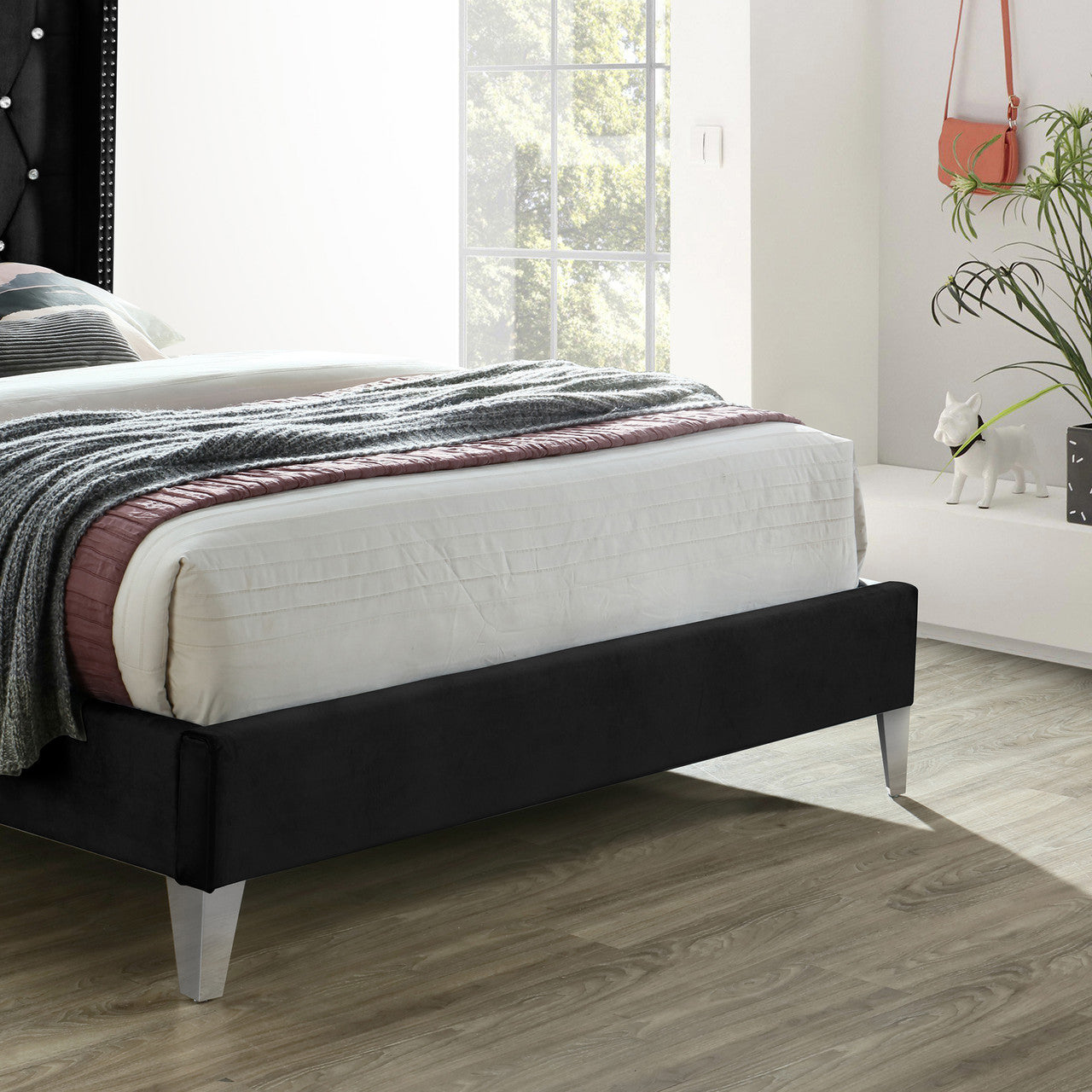 Go Green Woods Alexa Velvet Upholstered Full Platform Bed